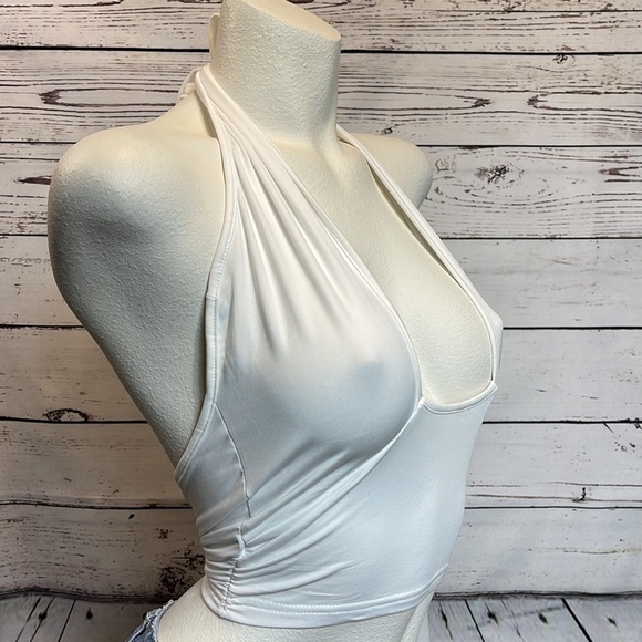 NWOT White Sexy Halter Top Medium - Picture 2 of 3